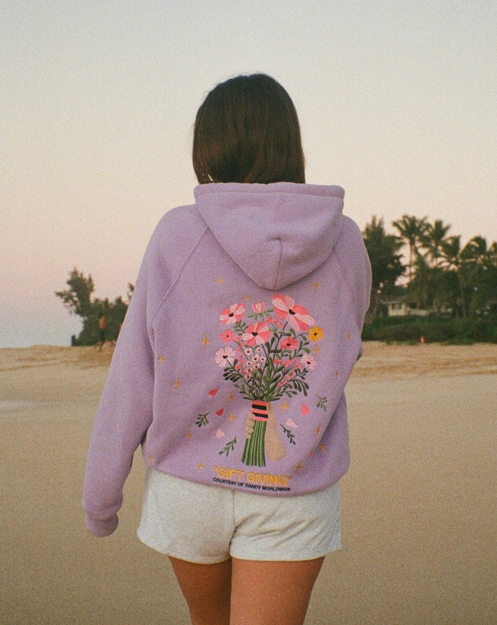 Sweat à capuche oversize « Gift Giving » Lux, couleur lavande