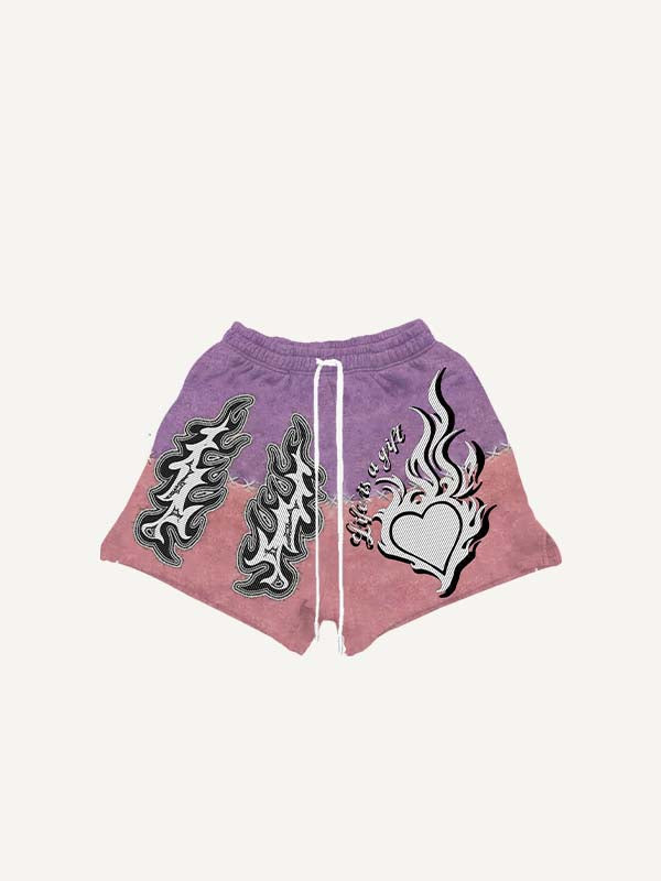 Colorblock-short met hart-, grafische en letterprint in faux-stickerstijl en trekkoord in de taille