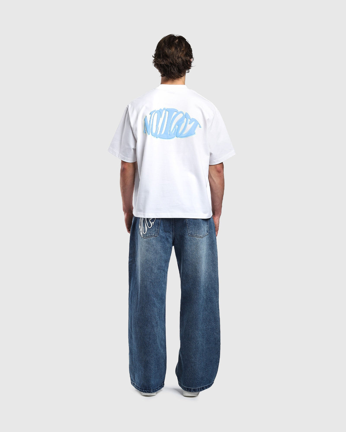 T-shirt bleu chromatique