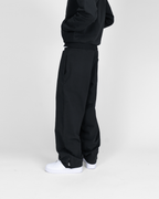 SU ZIP JOGGER - SCHWARZ