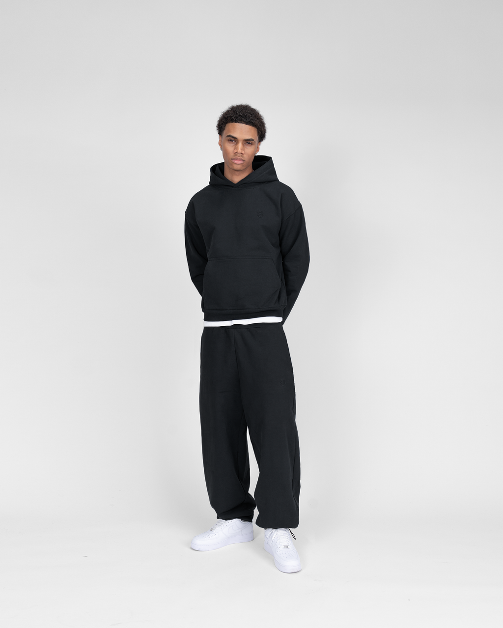 SU BASIC JOGGER - ZWART