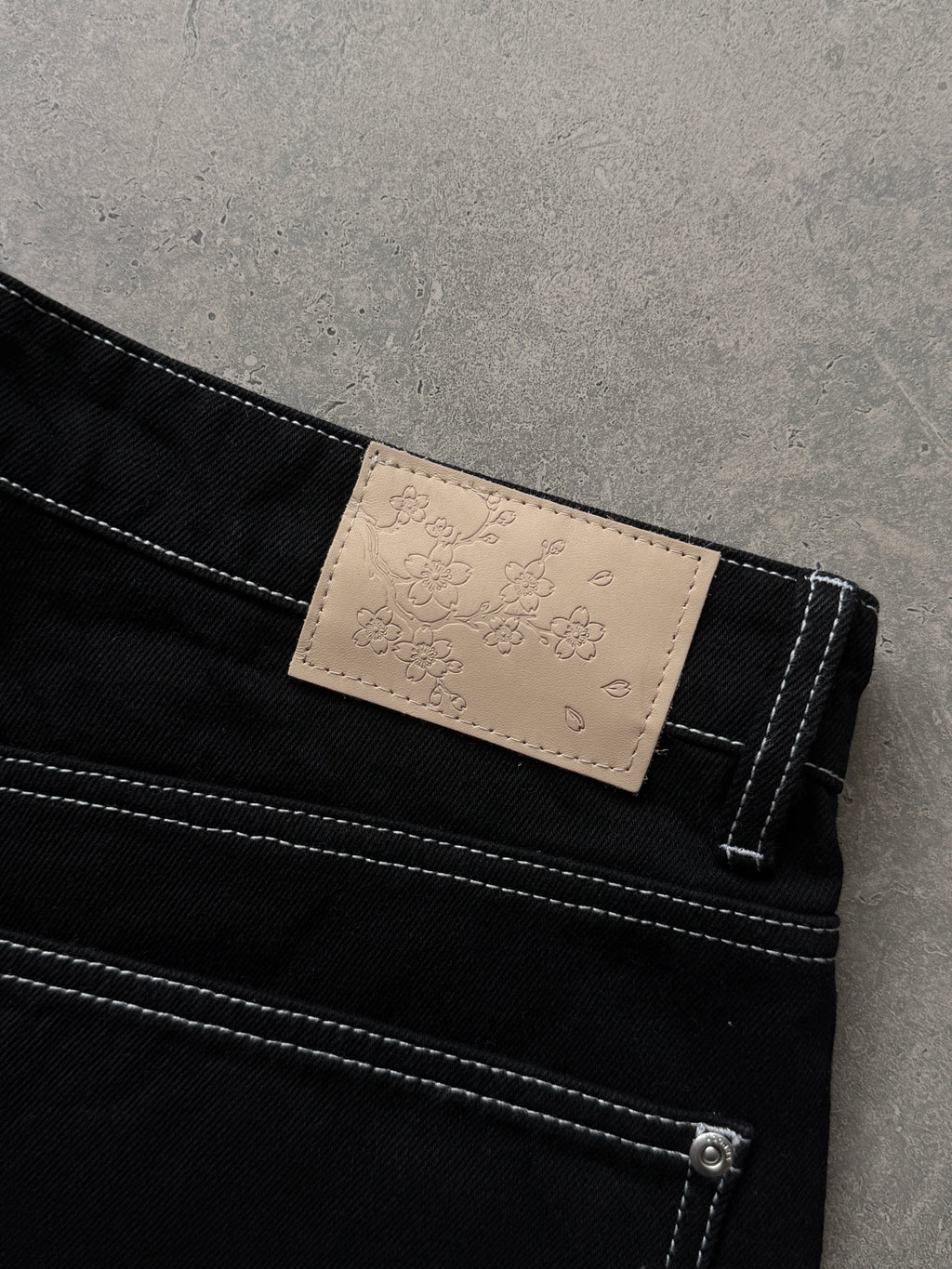 “Silver Crane” Baggy Jorts
