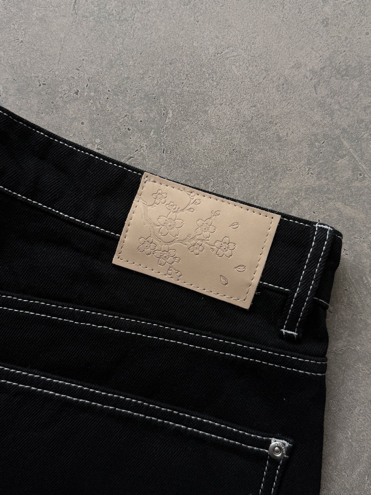 “Silver Crane” Baggy Jorts