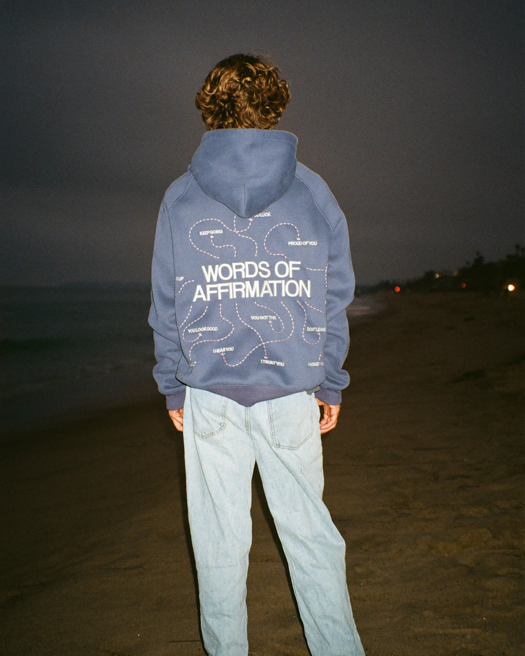 Sweat à capuche oversize « Words of Affirmation » en bleu