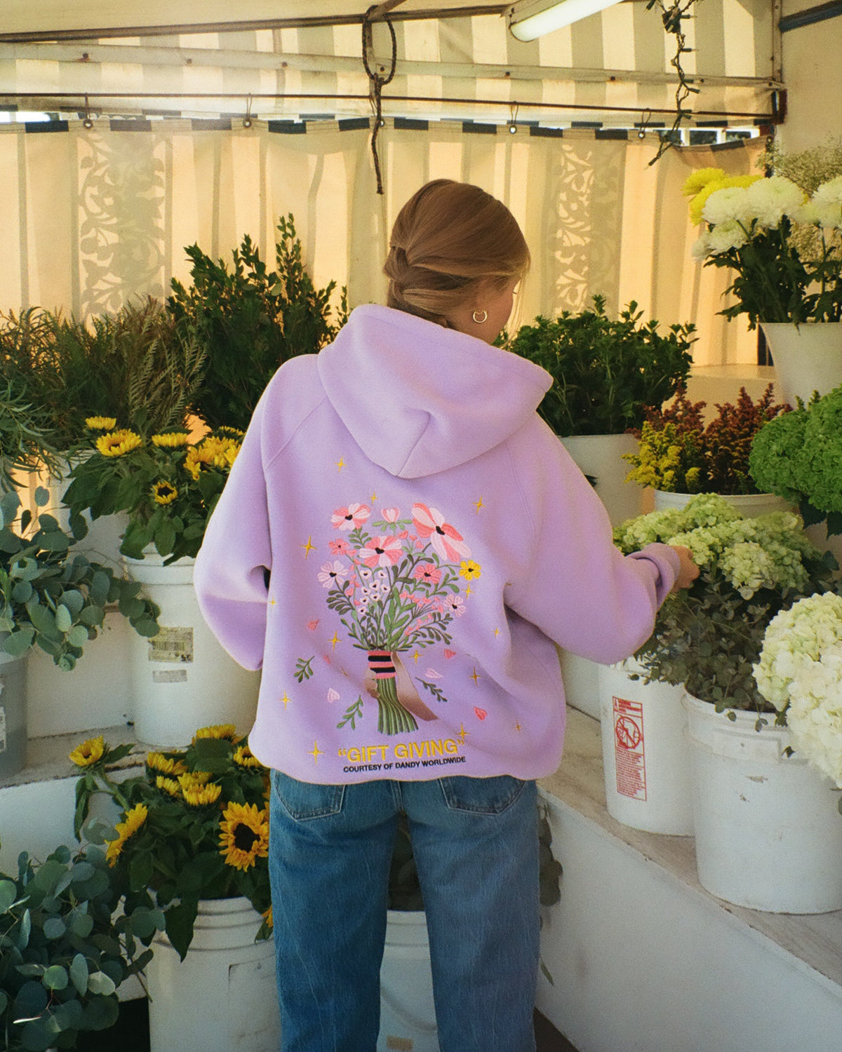 Sweat à capuche oversize « Gift Giving » Lux, couleur lavande