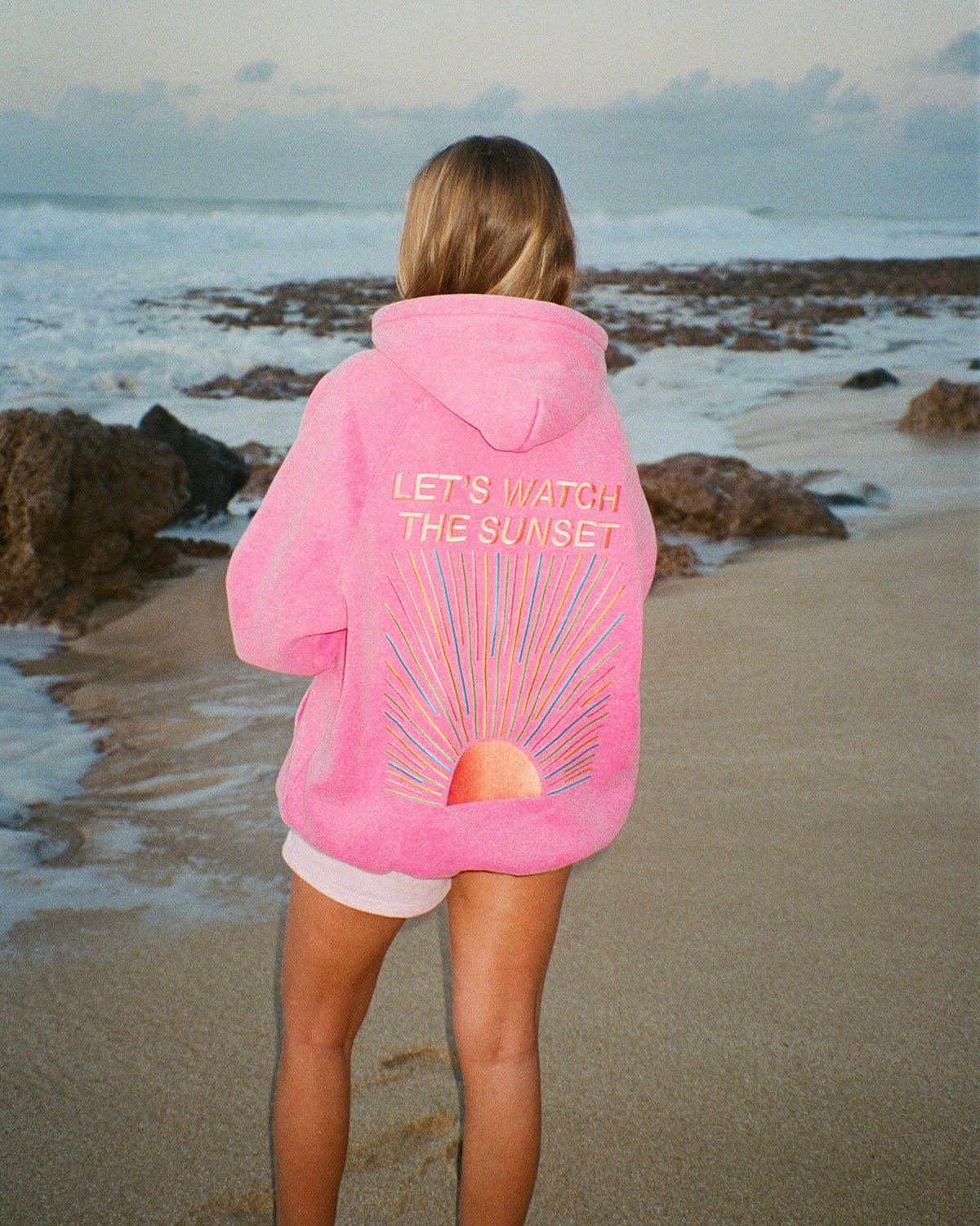 "Guardiamo il tramonto" felpa con cappuccio Lux oversize rosa effetto vintage slavato