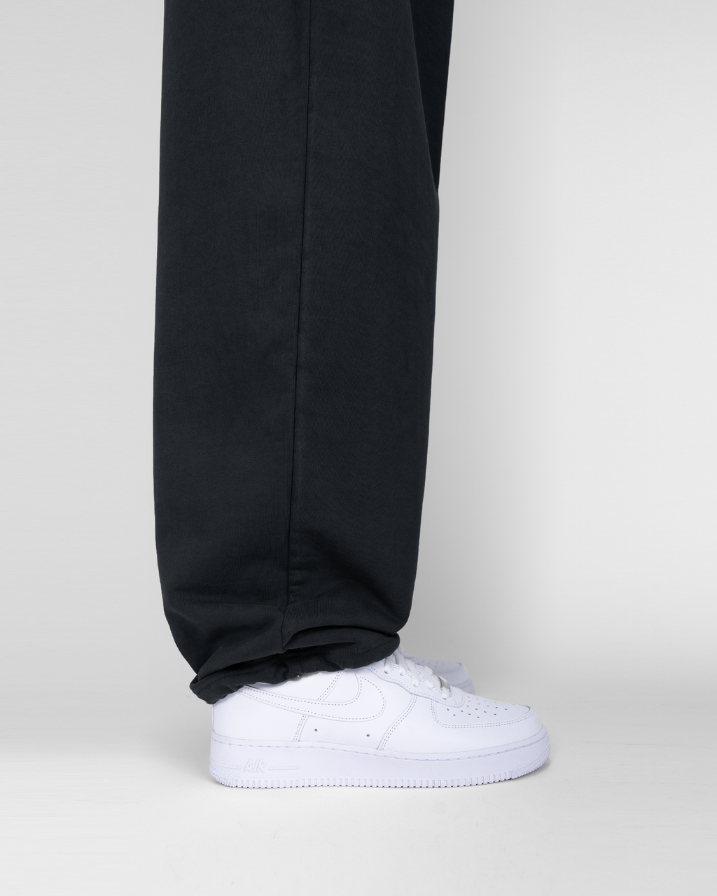 SU BASIC JOGGER - ZWART