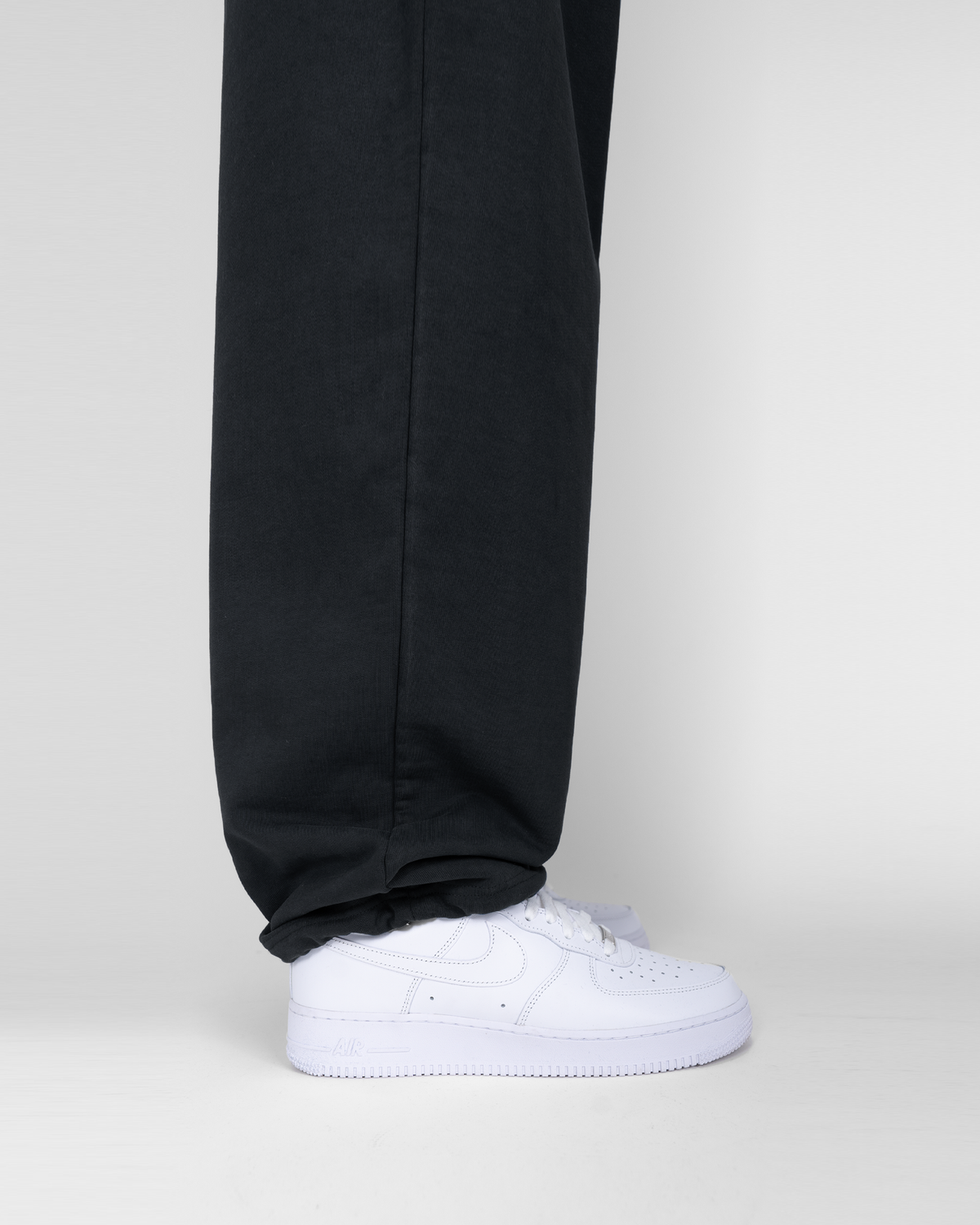 SU BASIC JOGGER - ZWART