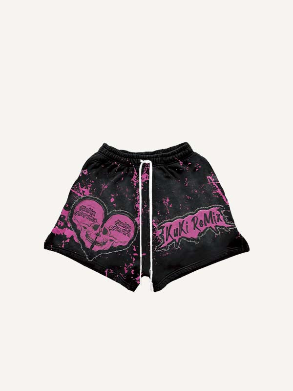 Shorts con coulisse in vita e stampa effetto toppa di teschio, cuore, scritta e grafica