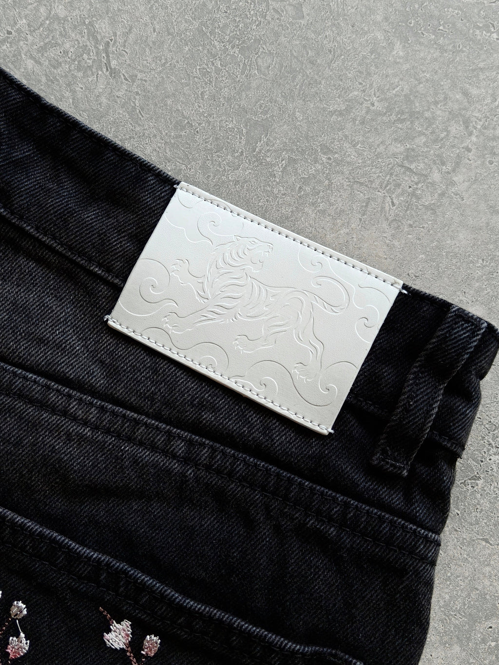 “Ivory Prowl” Baggy Jorts