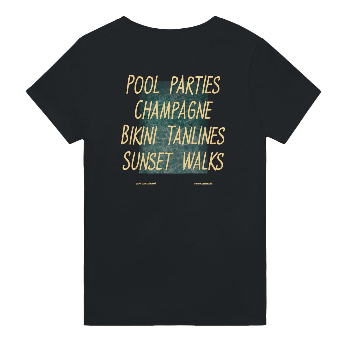 FESTE IN PISCINA. CHAMPAGNE. SEGNI DELL'ABBRONZATURA DA BIKINI. PASSEGGIATE AL TRAMONTO