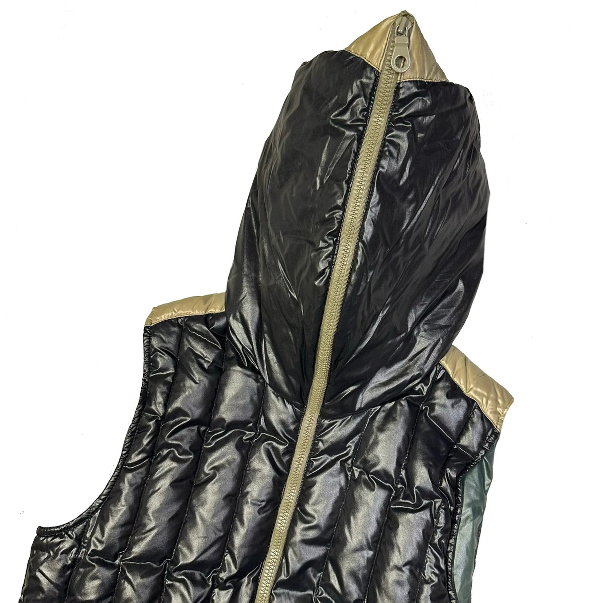 Final Sizes: Hooded Puffer Gilet In Black