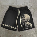 Pantaloncini vintage con grafica di statua in pietra di una mummia