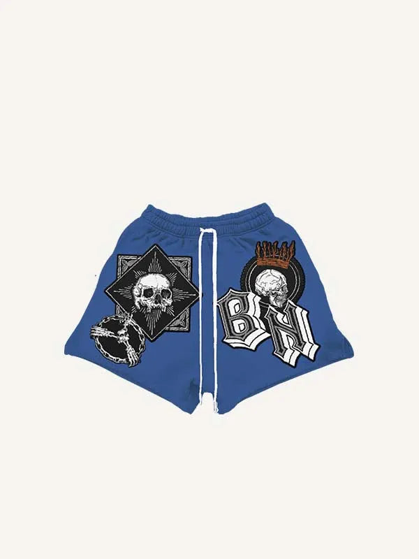 Short met print van skelet, vuur, pistool, letters en grafische elementen met imitatie-opdruk en trekkoord in de taille