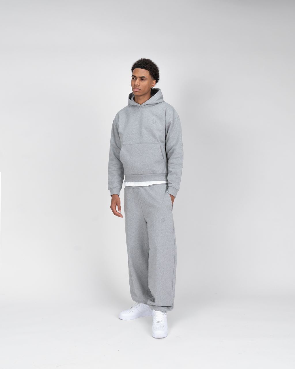 Jogger basic SU - grigi