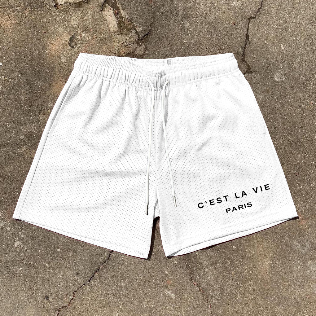 Meshshort met 'C'est La Vie'-grafiek