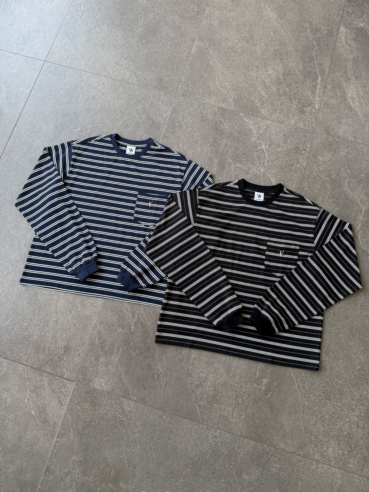 BLUZA W PASKI Z DŁUGIM RĘKAWEM - Czarny