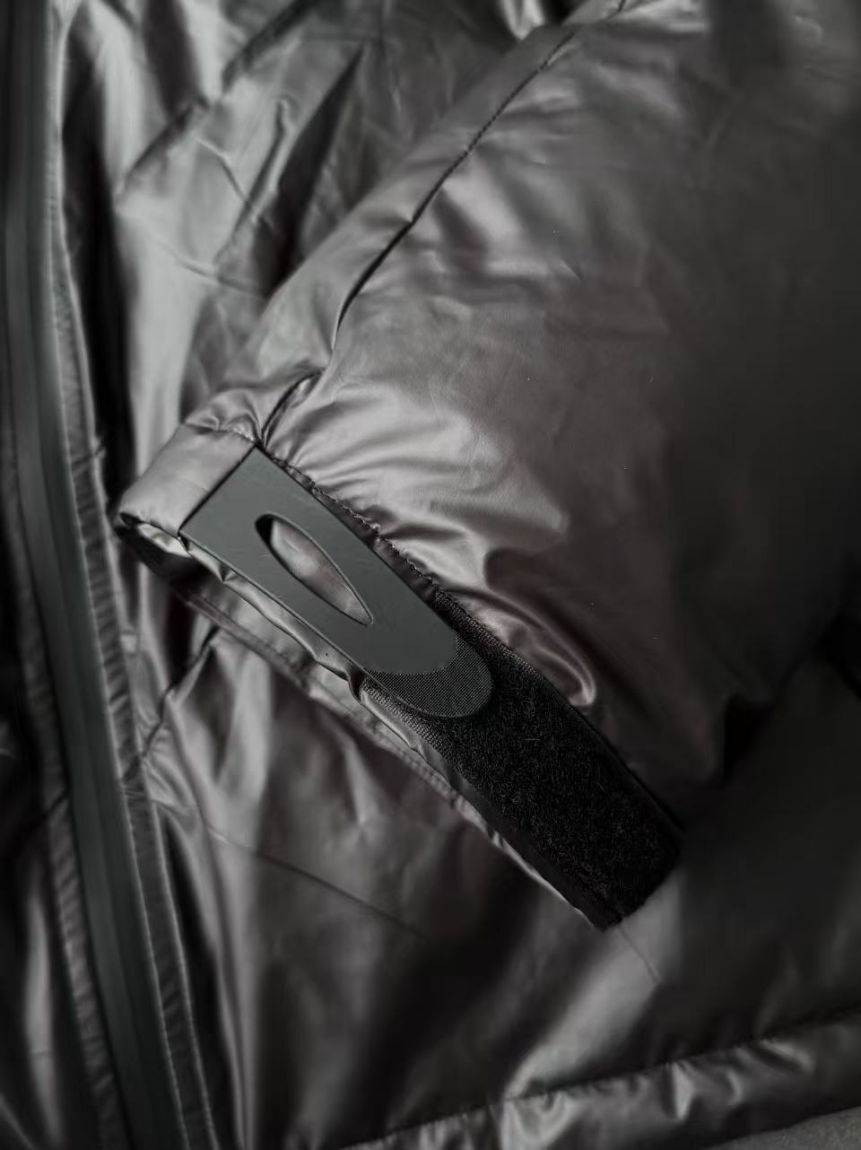 Doudoune thermoréactive « DISSIPATE » - Noir acier tungstène