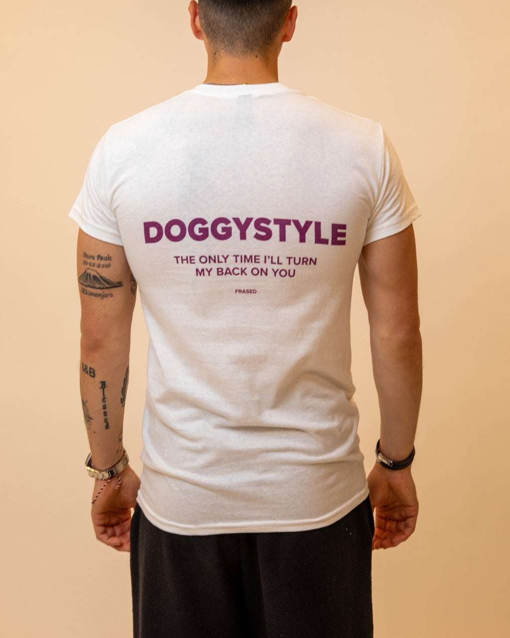 DOGGYSTYLE L'UNICA VOLTA IN CUI TI VOLTERÒ LE SPALLE