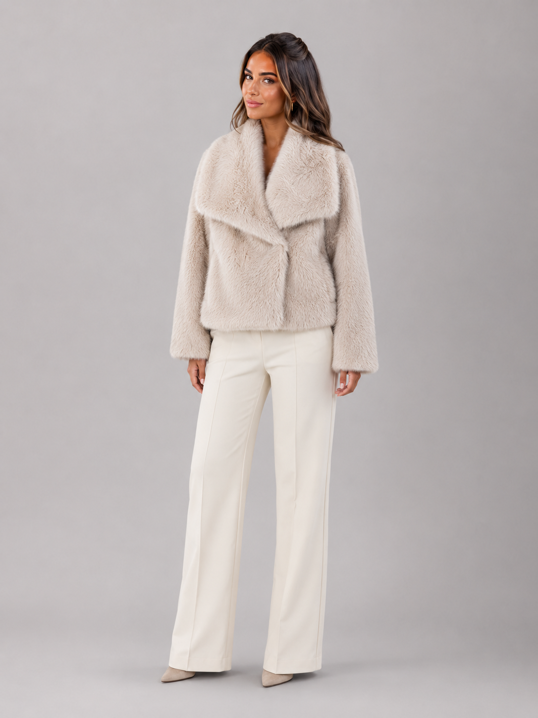 Women's Plush Cropped Faux Fur Jacket