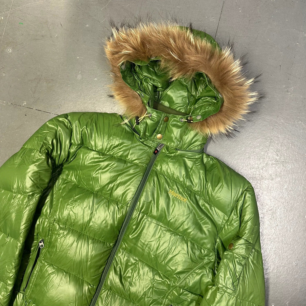Endgrößen: Steppjacke mit Fellkapuze in Grün