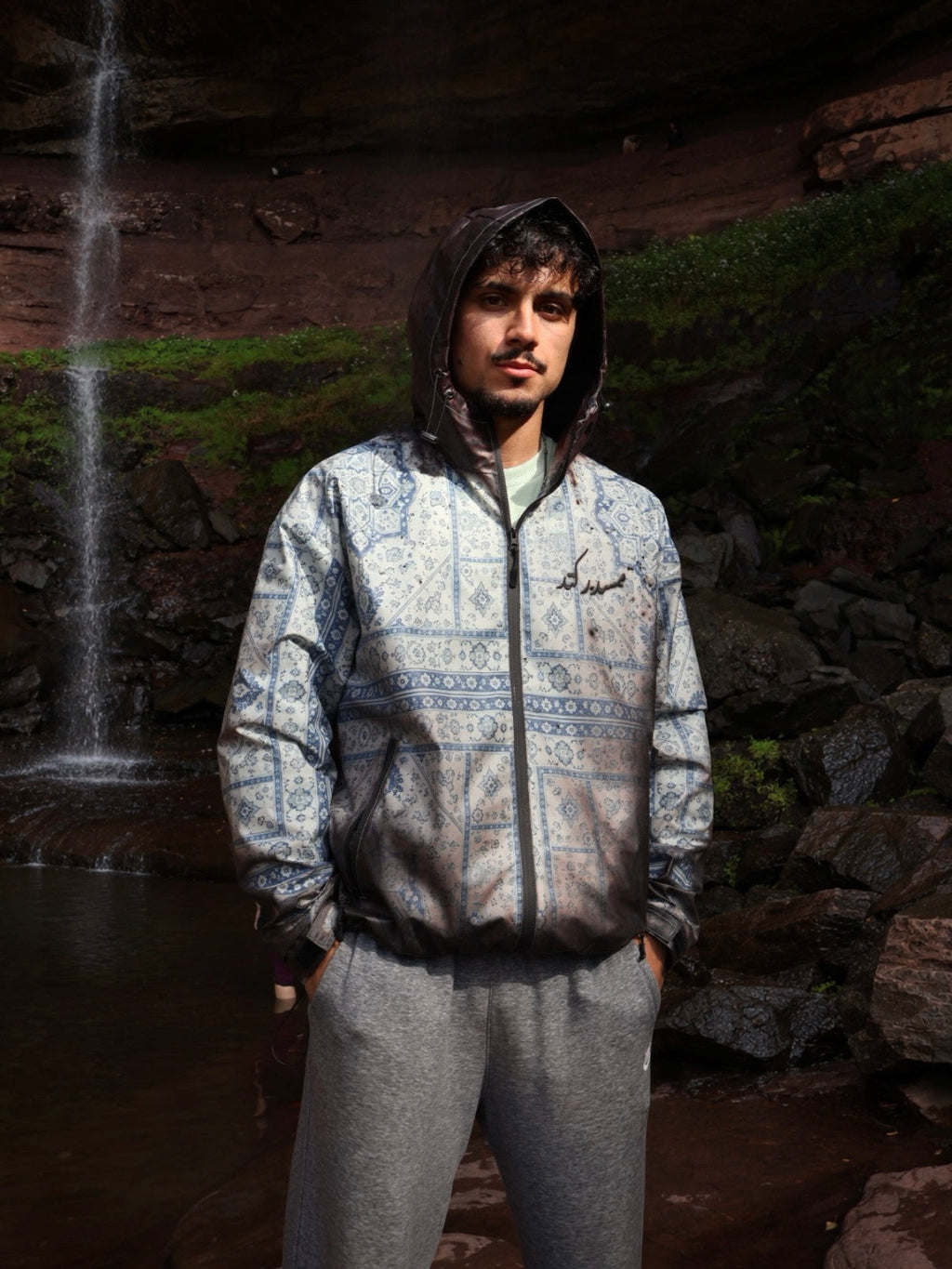 PERSIA WINDBREAKER