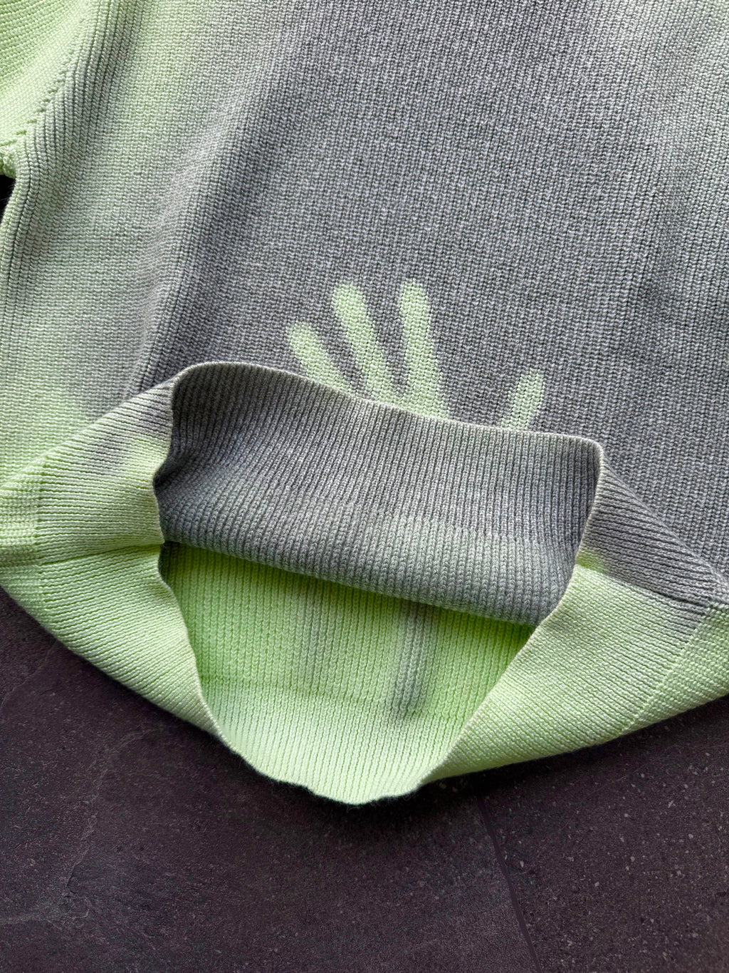 HEAT REACTIVE LONGSLEEVE KNIT