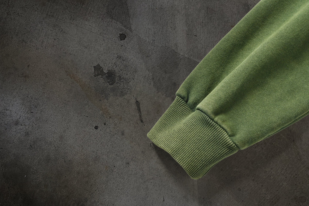SUDADERA CON CAPUCHA Y MÁSCARA (MATCHA)