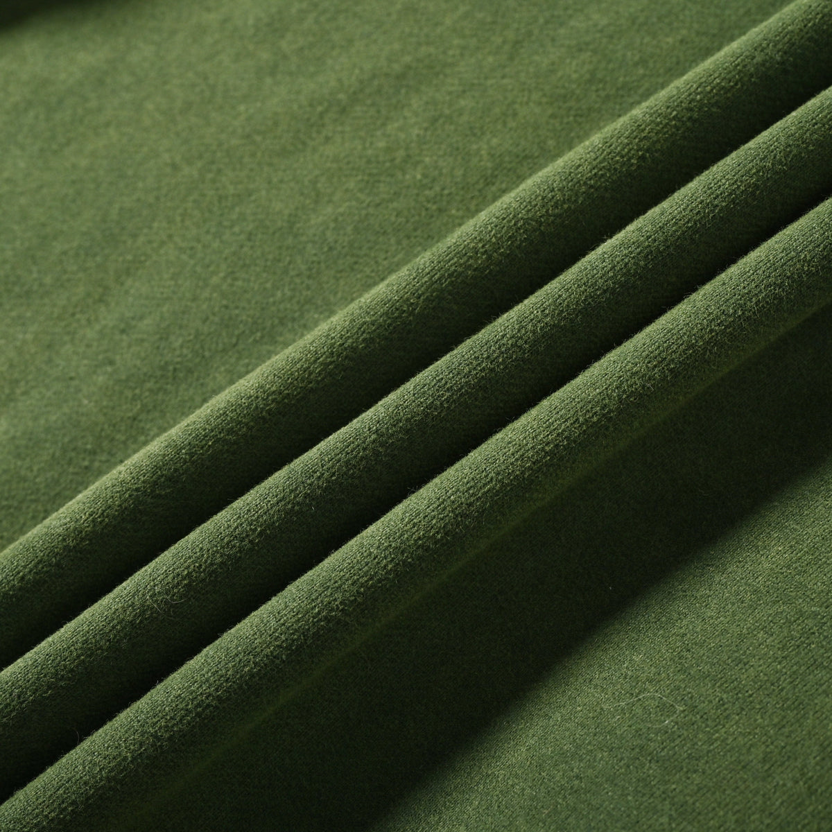 MASKIERTER HOODIE (MATCHA)
