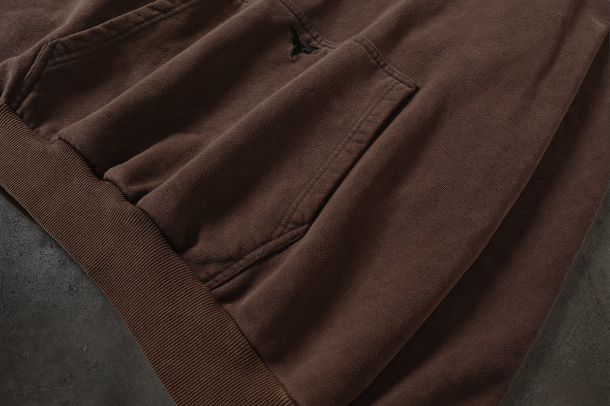 SUDADERA CON CAPUCHA Y MÁSCARA (MOKA)