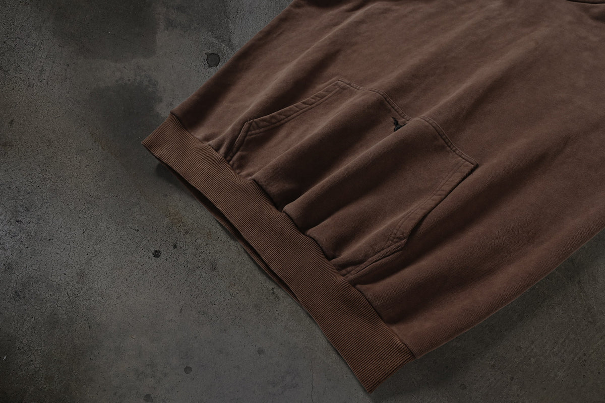 SUDADERA CON CAPUCHA Y MÁSCARA (MOKA)