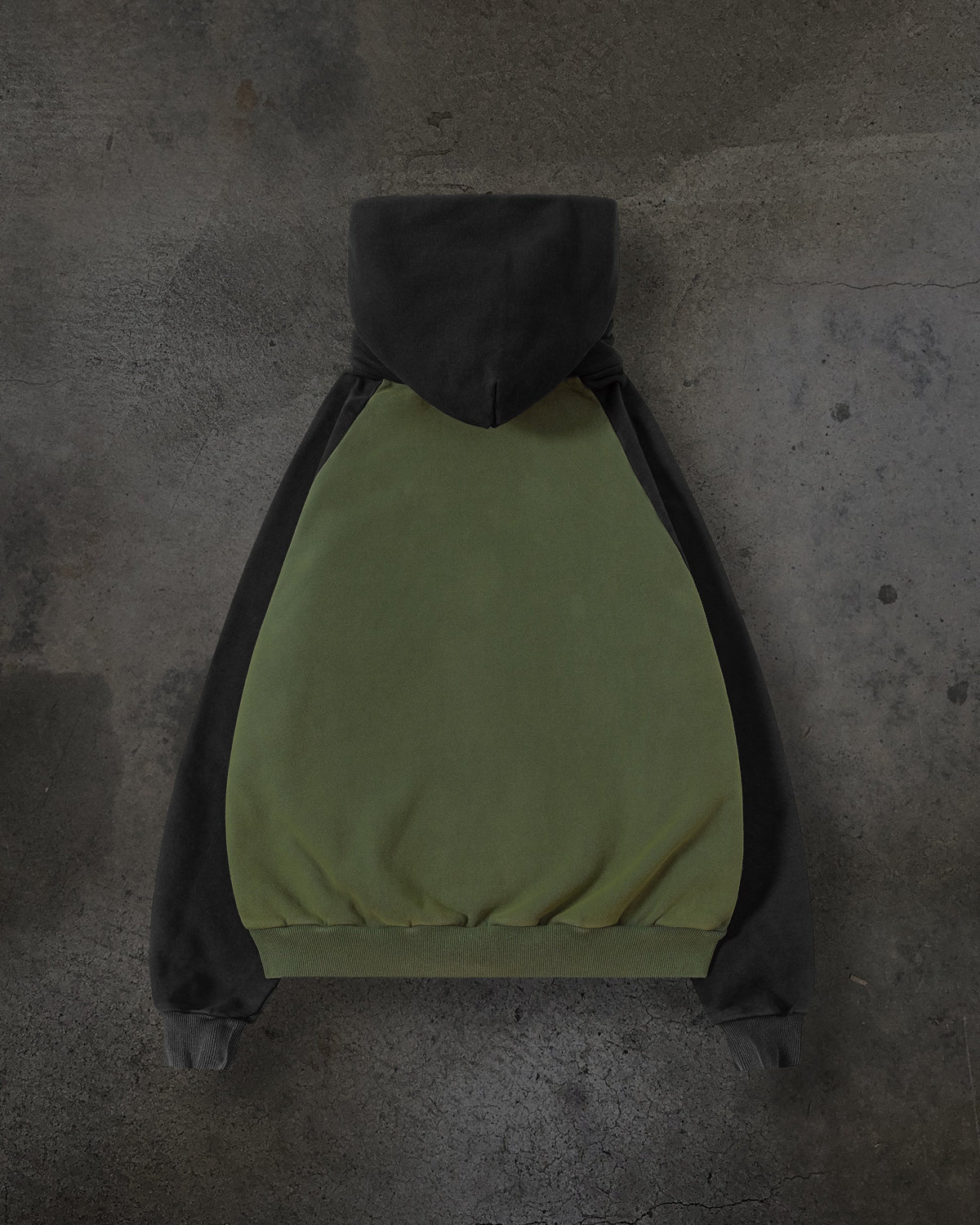 SUDADERA CON CAPUCHA Y MÁSCARA SUMMIT (PINO)