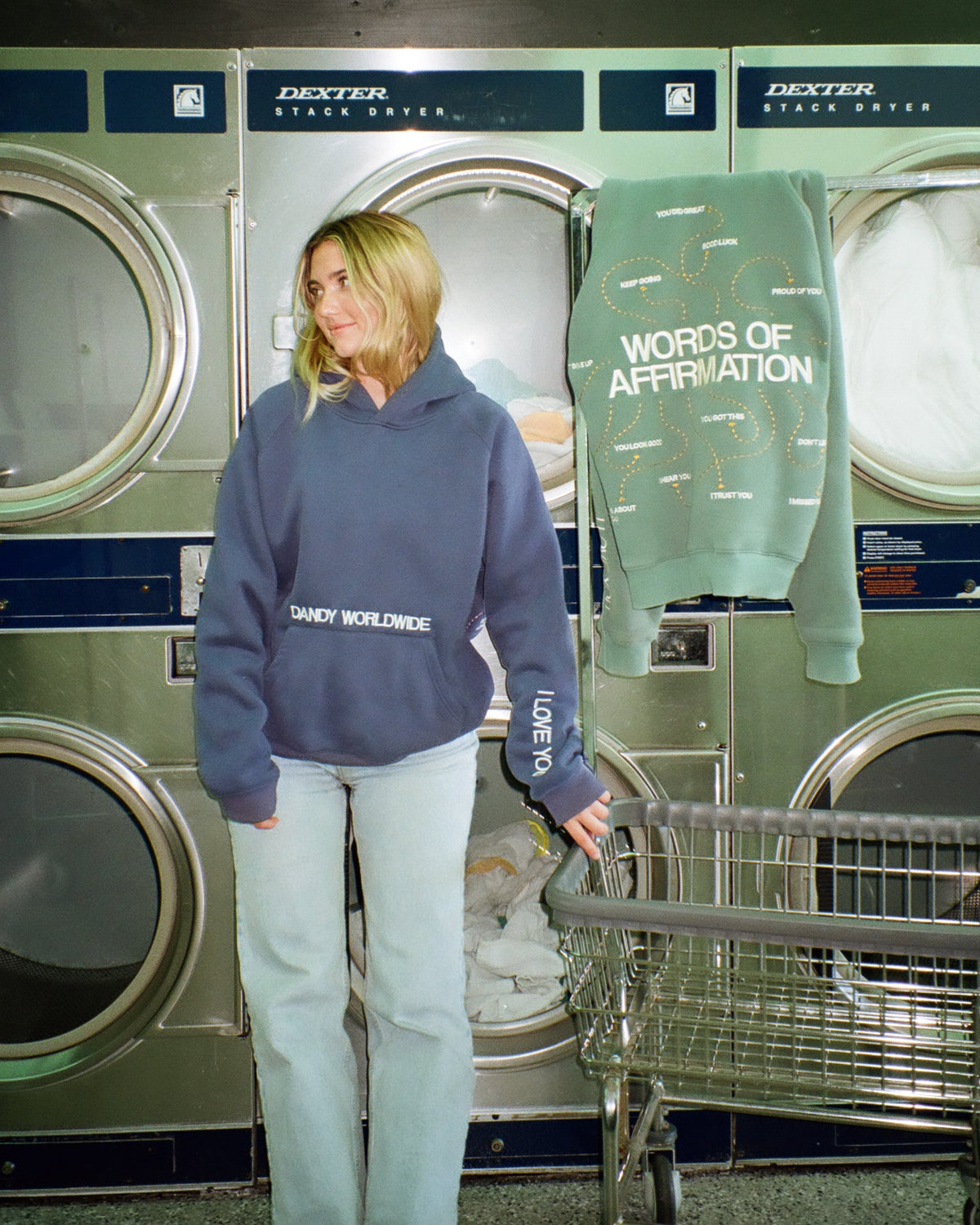Sweat à capuche oversize « Words of Affirmation » en bleu