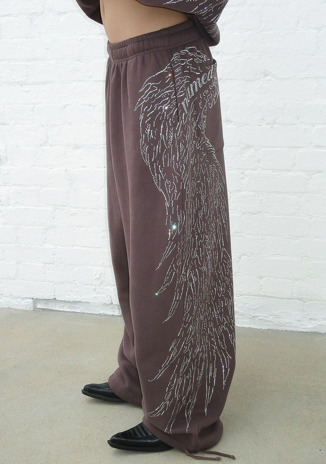 PANTALON DE JOGGING SURDIMENSIONNÉ FALLEN RHINESTONE MARRON
