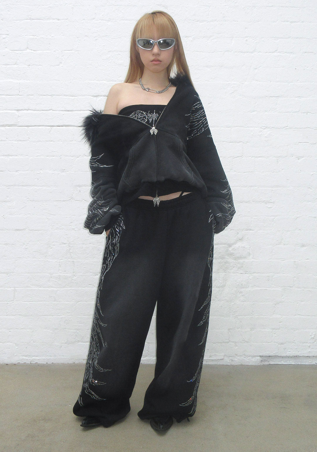PANTALON DE JOGGING OVERSIZE À STRASS FALLEN NOIR DÉLAVÉ