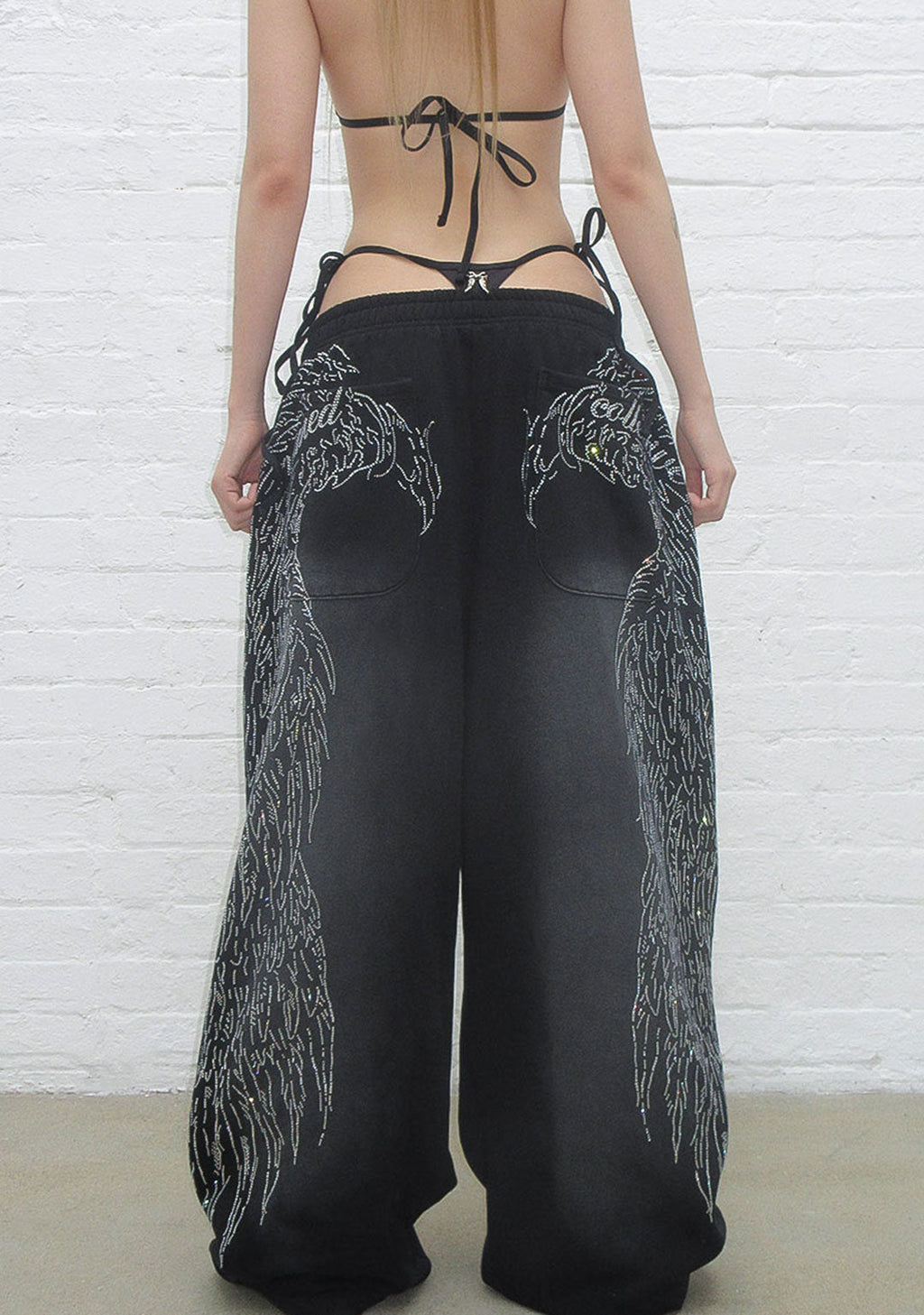 PANTALON DE JOGGING OVERSIZE À STRASS FALLEN NOIR DÉLAVÉ
