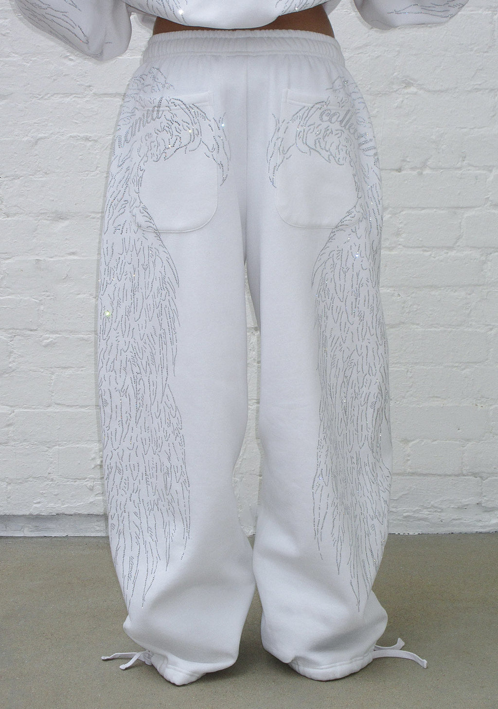 FALLEN RHINESTONE oversized joggingbroek WIT