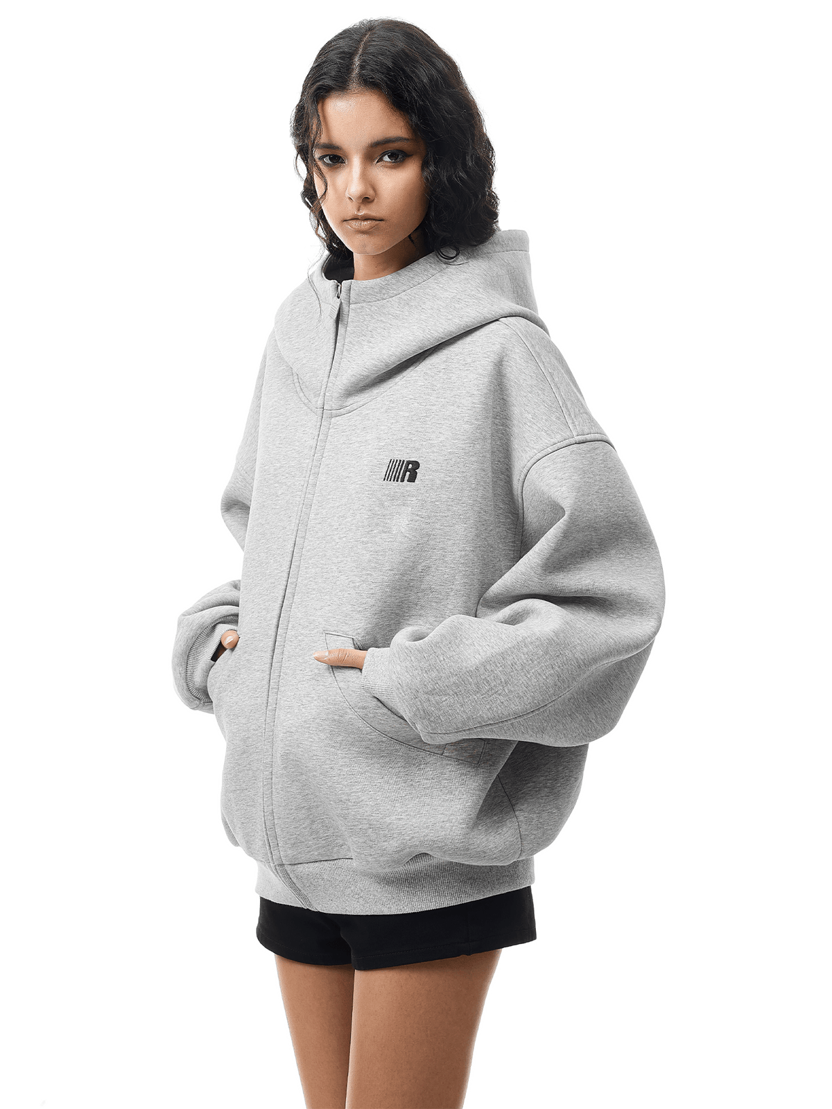 Übergroßer Hoodie, der soziale Ängste lindert