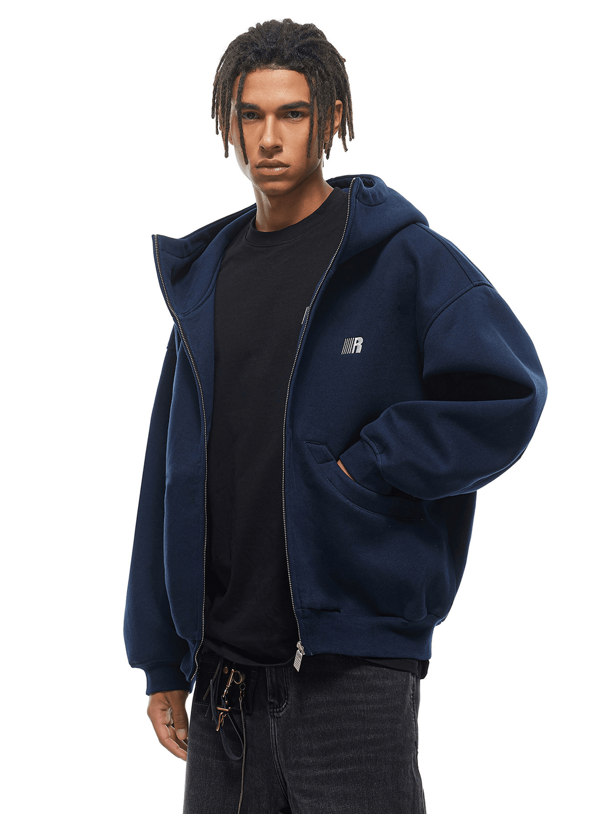 Übergroßer Hoodie, der soziale Ängste lindert