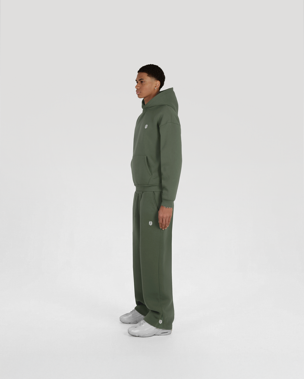 PANTALÓN JOGGER CON CREMALLERA - SUVENE