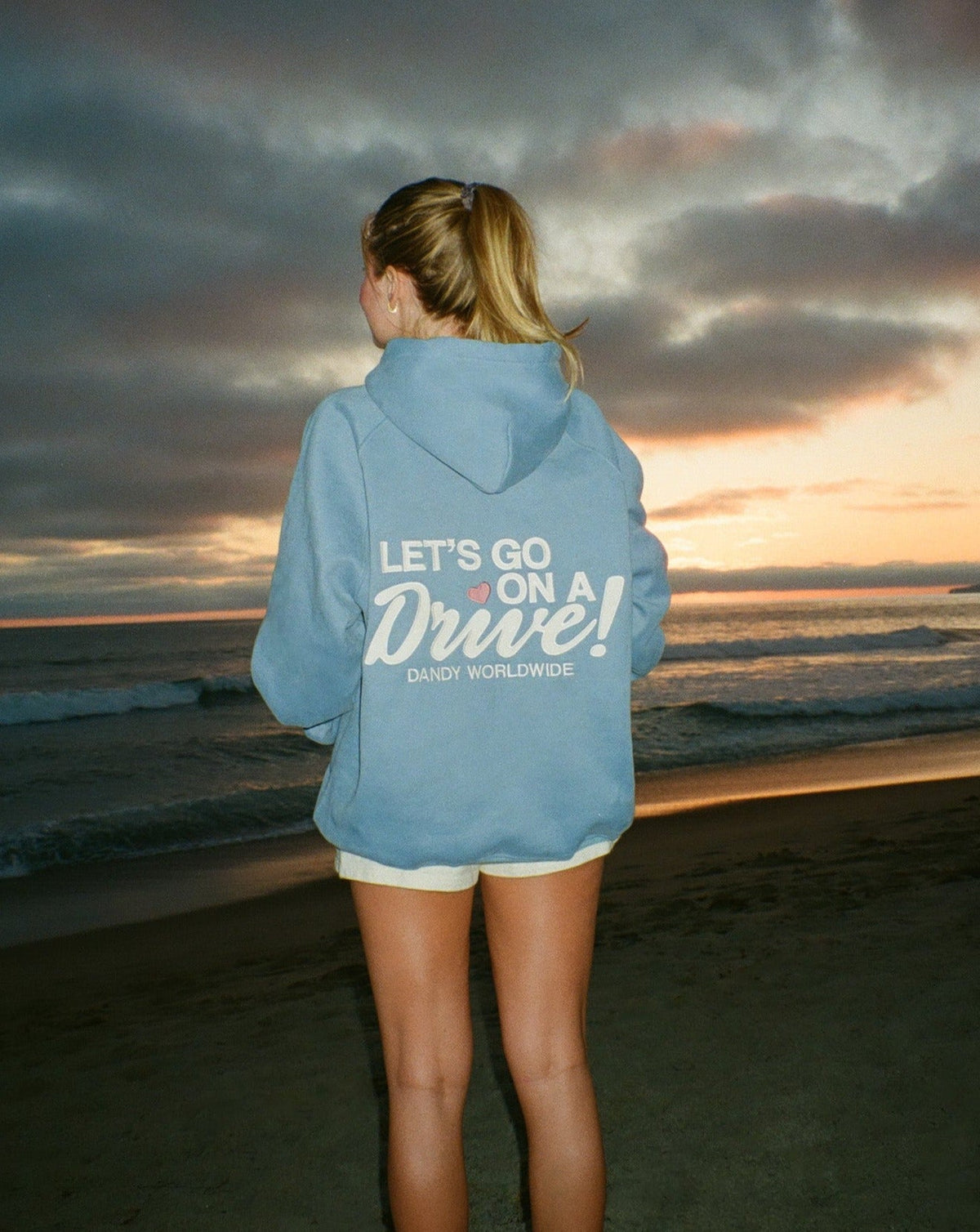 "Let's Go on a Drive" oversize’owa bluza z kapturem Lux w kolorze niebieskim