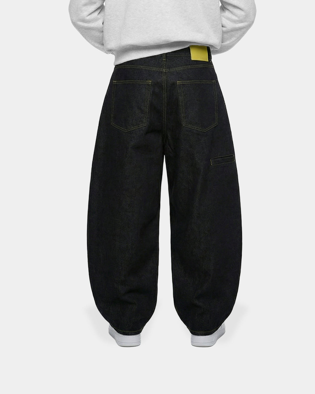 Zwarte baggy jeans met ballonpijpen