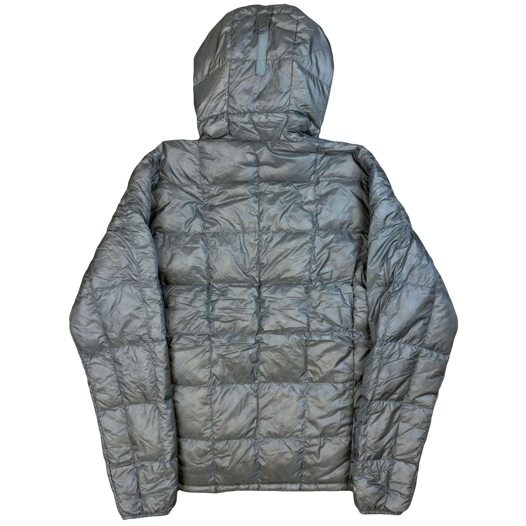 Ostatnie rozmiary: puchowa kurtka Superior Down Parka w szarym kolorze