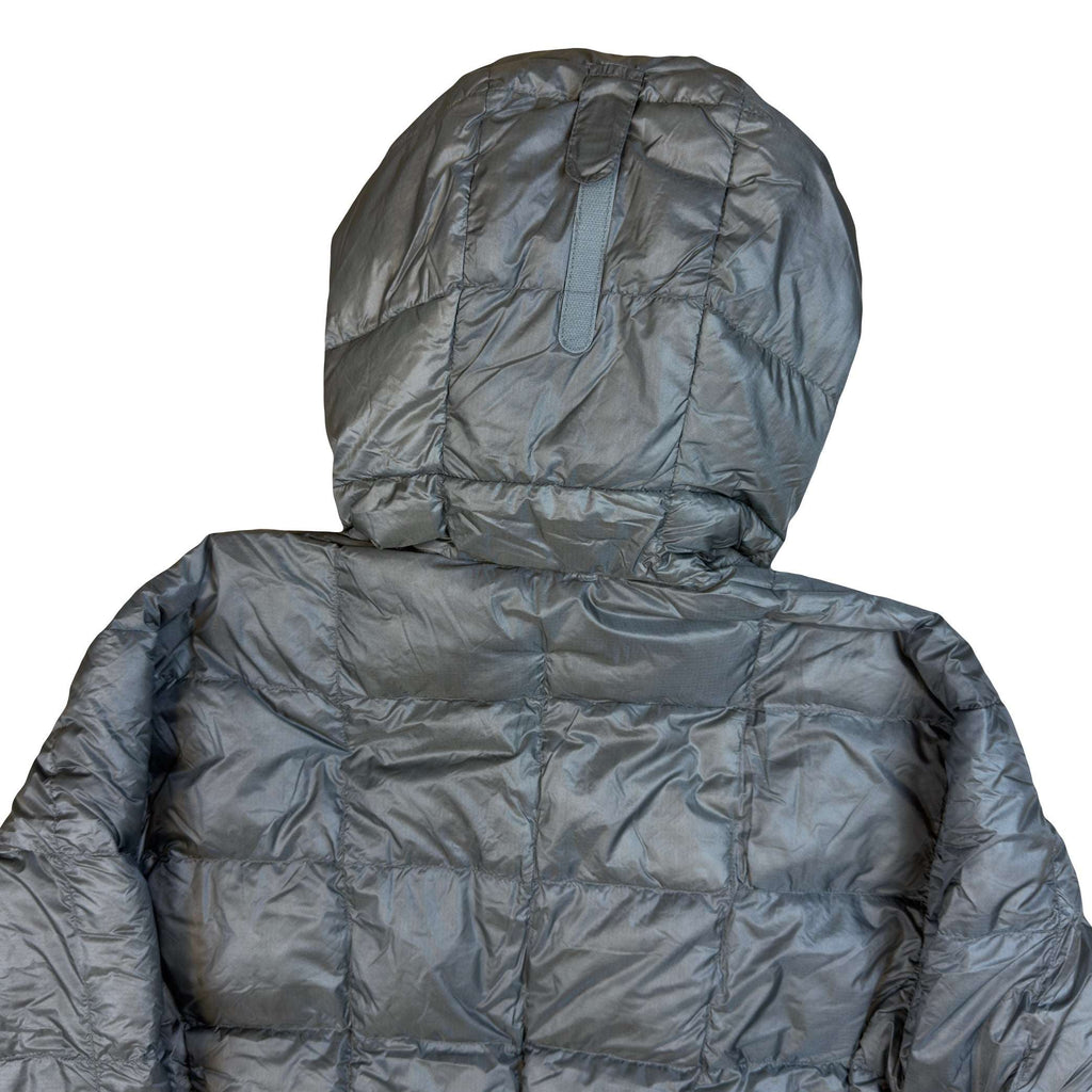 Ostatnie rozmiary: puchowa kurtka Superior Down Parka w szarym kolorze