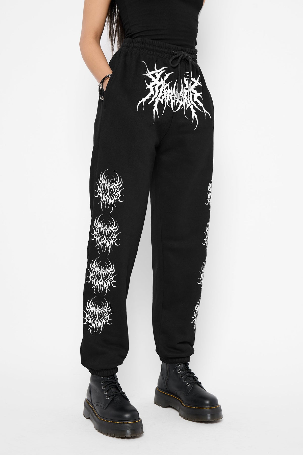 Pantalones deportivos Nephilim