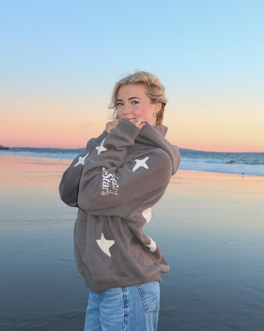 "Lucky Stars" oversized luxe hoodie in donkergrijs