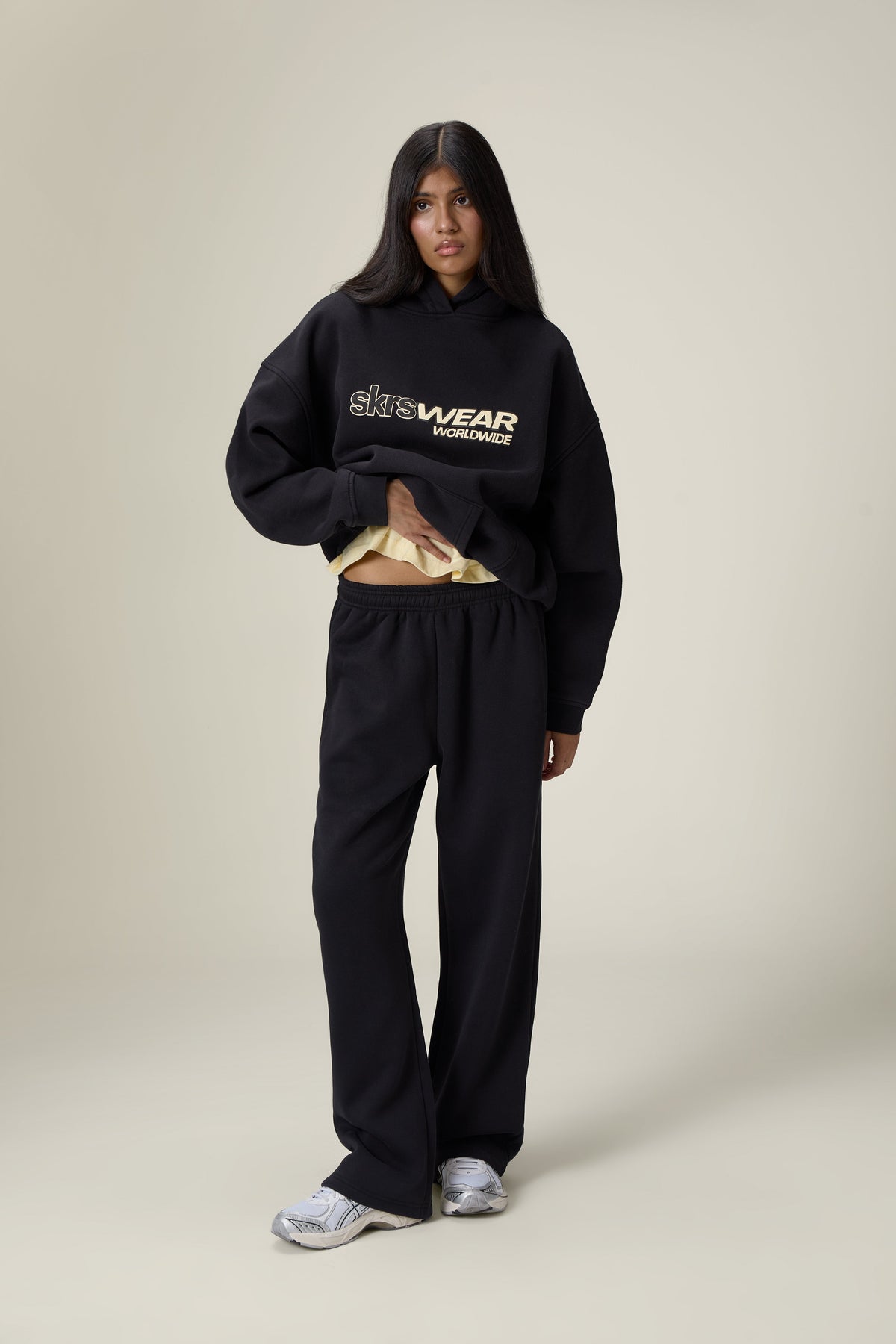 Classic Wide Leg Sweatpants in Washed Black