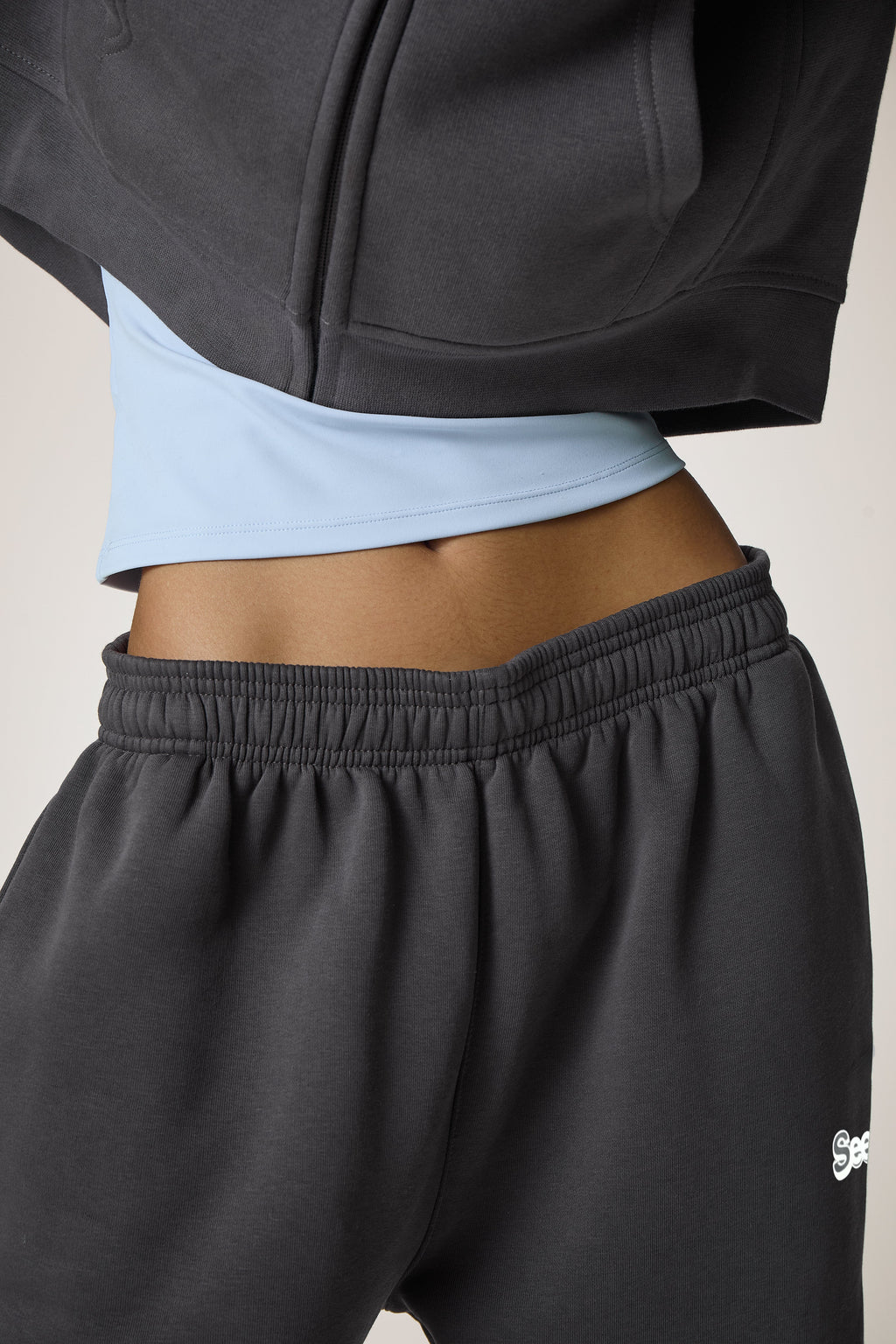 Pantalon de jogging large de sport gris anthracite