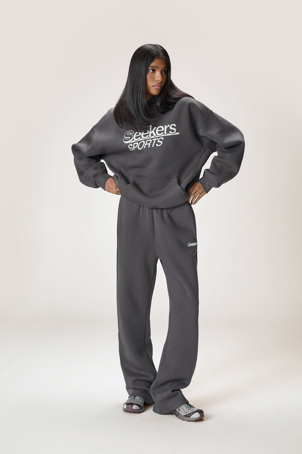 Pantalon de jogging large de sport gris anthracite