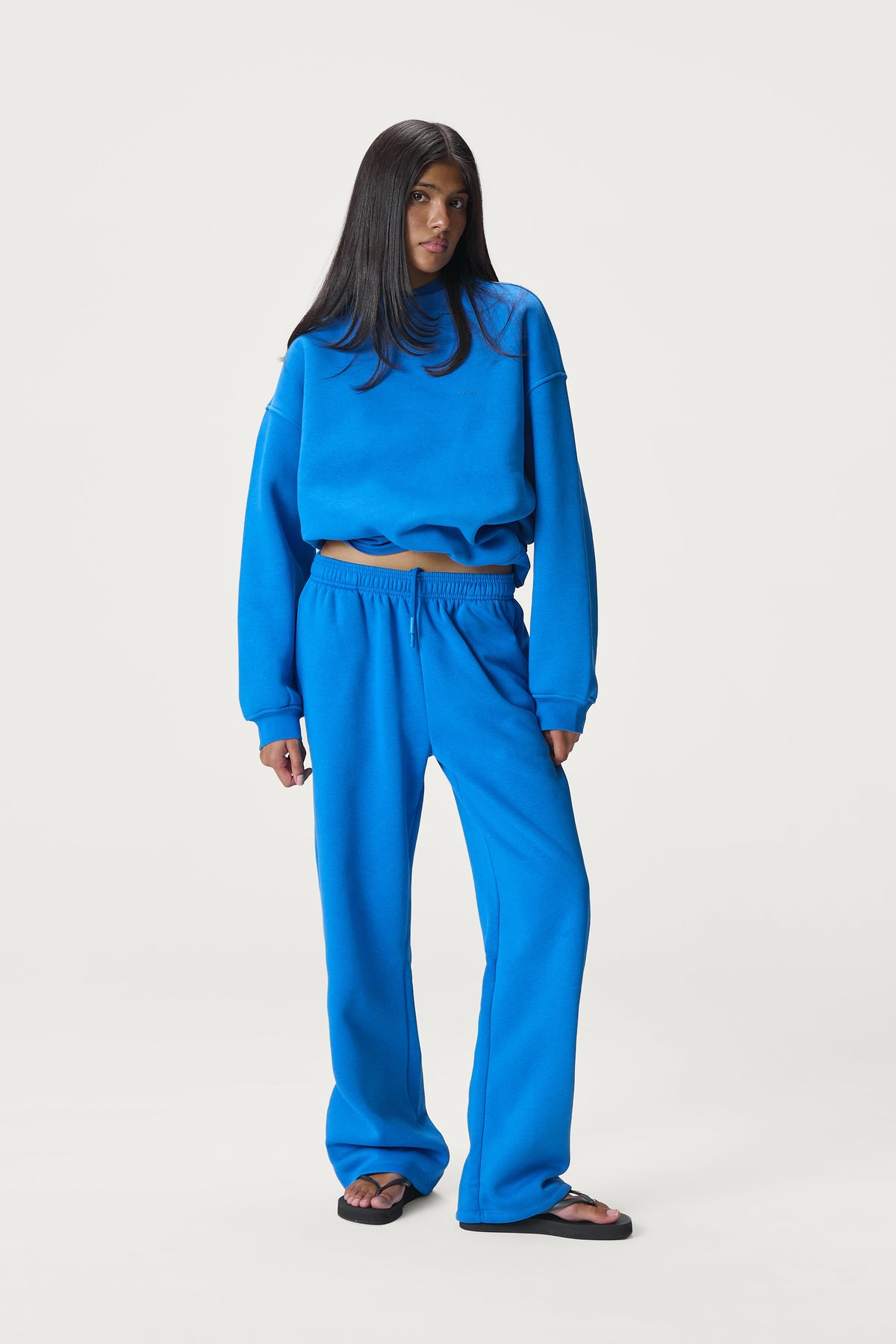 Classic Sweatshirt in Bluebird